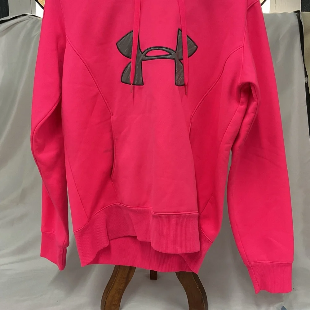 Under Armour Vibrant Pink Sweatshirt - Picture 1 of 4